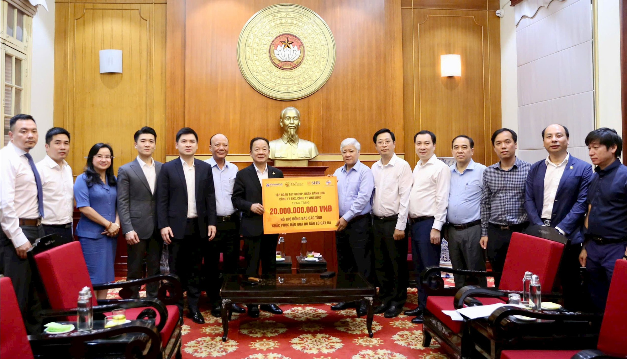 Song hành với các hoạt động kinh doanh, T&T Group và SHB luôn tích cực tham gia các chương trình an sinh xã hội anh-4.png