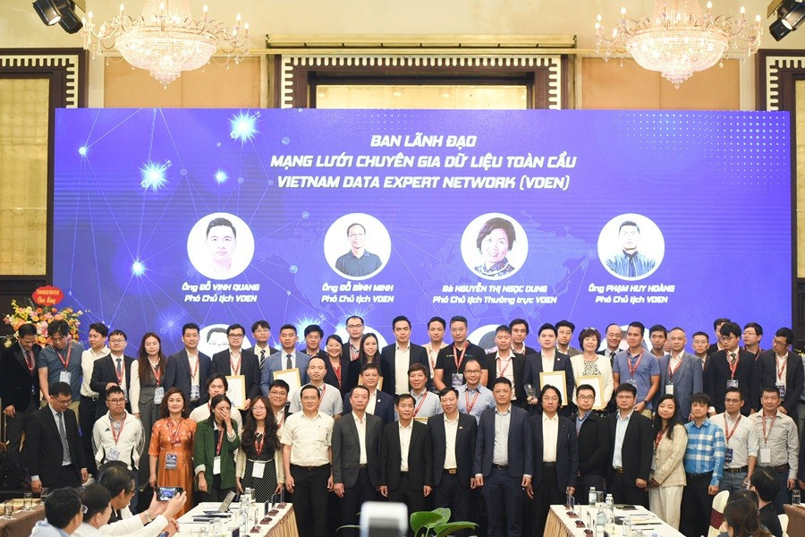 Lễ ra mắt Mạng lưới chuyên gia dữ liệu toàn cầu VDEN anh-3-3.jpg