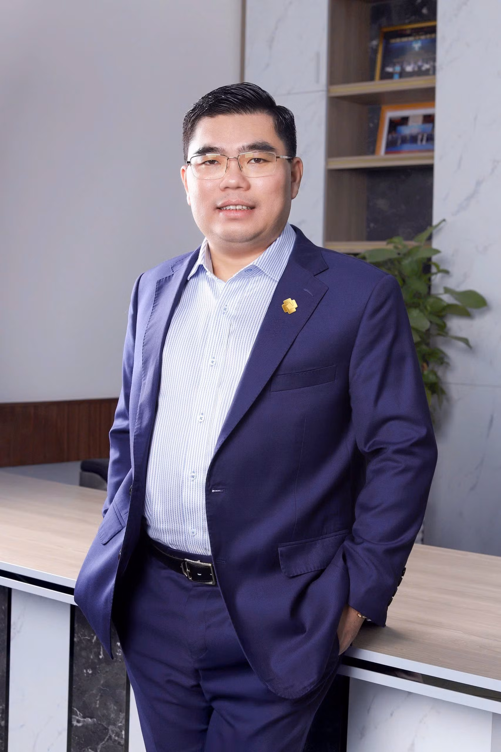 phan-tan-dat-db-1.jpg.avif