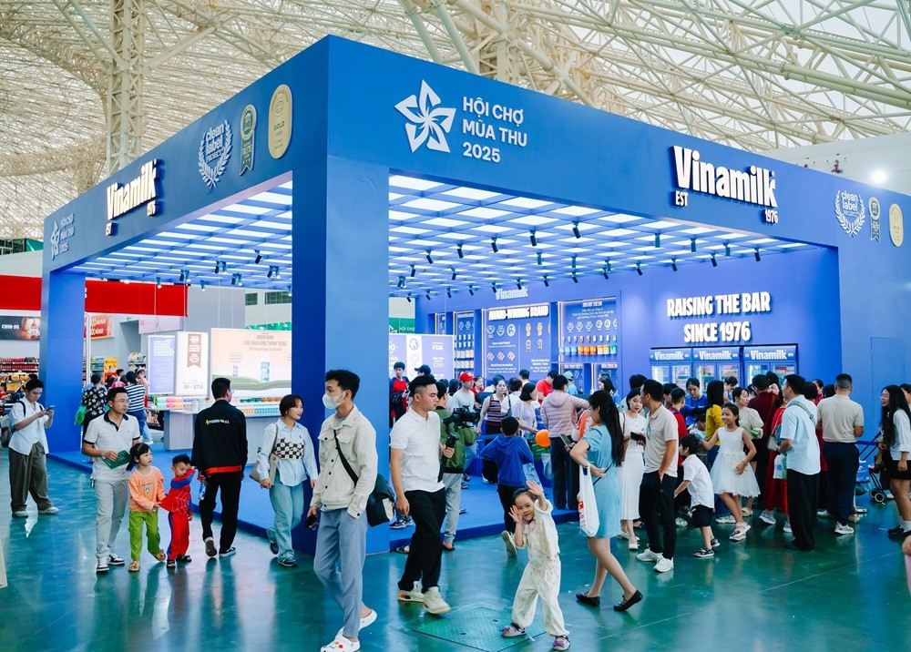 Vinamilk hiện diện và khẳng định vị thế thương hiệu sữa hàng đầu Việt Nam, vươn tầm Quốc tế tại các triển lãm, hội chợ lớn kqkd-q3-02b.jpg