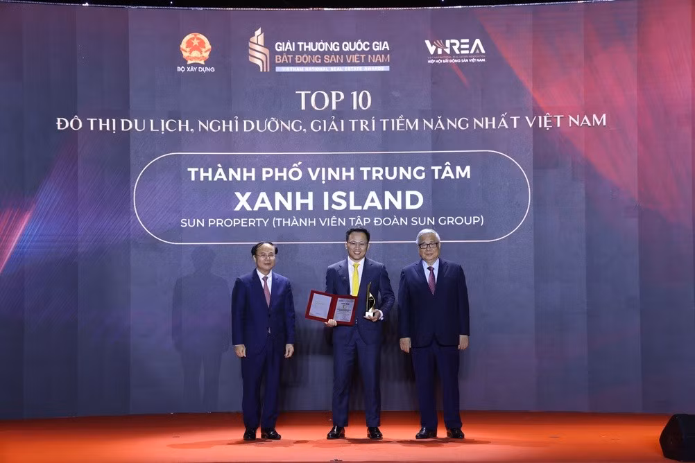 2trao-giai-xanh-island.jpg