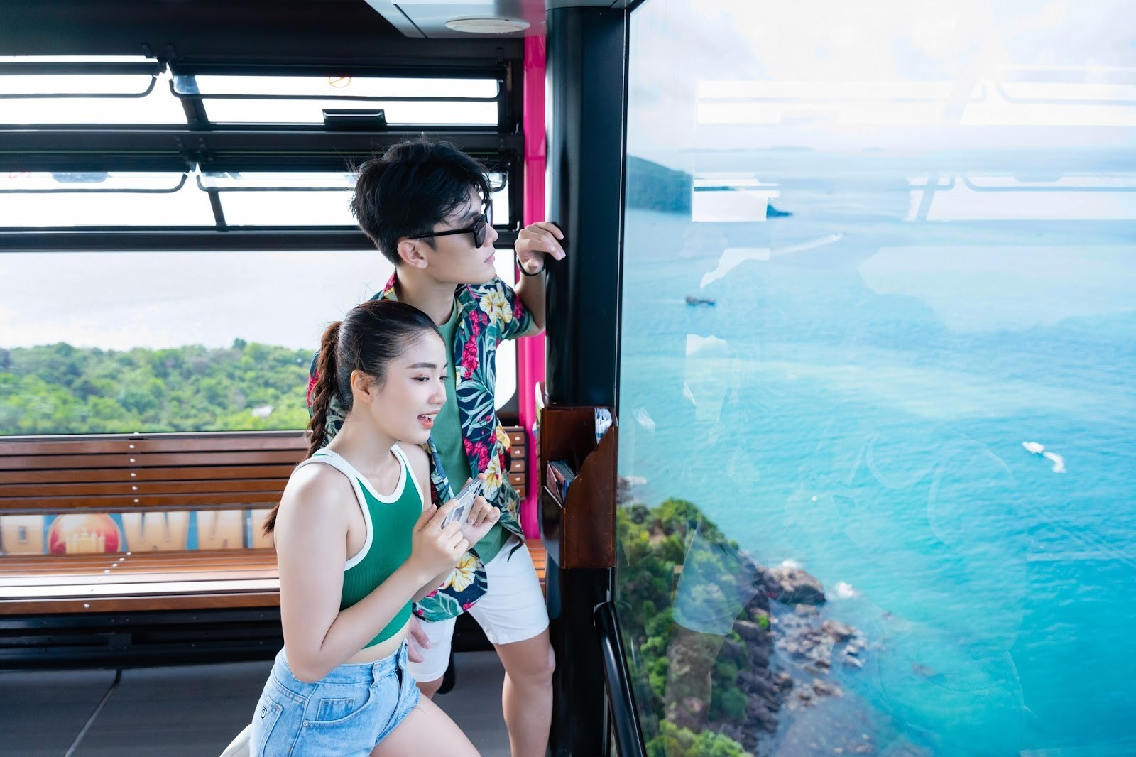 Tuyến cáp treo 3 dây dài nhất thế trở thành biểu tượng của du lịch Phú Quốc g1.jpg