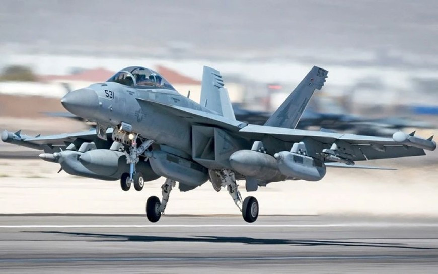 ea-18g-growler.jpg