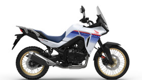 Honda Transalp 2023 ra mắt tại Việt Nam, giá 309 triệu đồng.