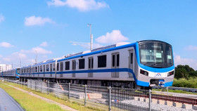 Sắp khai thác thương mại tuyến Metro số 1