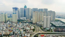 Thị trường bất động sản đối mặt với nhiều khó khăn