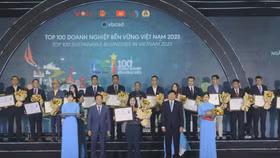 SeABank lần thứ 6 được vinh danh trong Top 100 Doanh nghiệp bền vững Việt Nam 