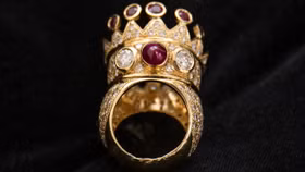 Nhẫn của rapper Tupac Shakur