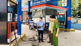 Bộ Công Thương sẽ giám sát chặt chẽ hoạt động của các thương nhân kinh doanh xăng dầu