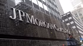 Bên ngoài trụ sở chính của JPMorgan Chase tại New York, Mỹ