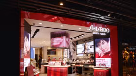 Shiseido: Từ hiệu thuốc nhỏ ở Tokyo trở thành nhà cung cấp mỹ phẩm nổi tiếng toàn cầu