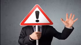 HNX đưa loạt cổ phiếu POM, IBC, BFL, FLC, TKC… vào diện cảnh báo từ ngày 15/7