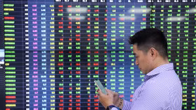 Hai kịch bản cho thị trường chứng khoán tháng 8/2024