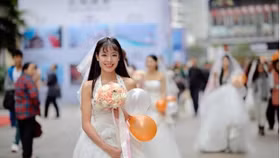 Phụ nữ Trung Quốc học càng cao càng “ế”, muốn kết hôn cũng khó