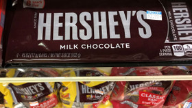 Thanh sô cô la đen của Hershey