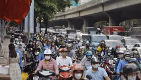 Người Việt đang giảm mua xe máy 