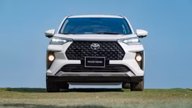 Thị trường ô tô sau Tết: Các hãng xe “tung chiêu” giảm giá kích cầu