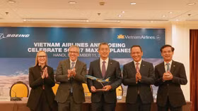 Vietnam Airlines thỏa thuận hợp tác mua 50 máy bay Boeing 737 Max của Boeing