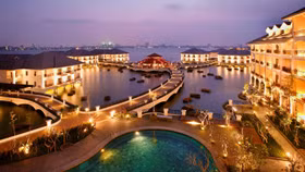 InterContinental Hanoi Westlake: Top 10 khách sạn trong phố tốt nhất Việt Nam