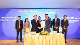 Đại diện Nam A Bank và KPMG ký kết triển khai Dự án quản lý rủi ro môi trường, xã hội và quản trị - ESG