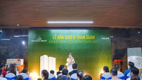 Tập đoàn Đất Xanh tổ chức lễ bàn giao và tham quan khu căn hộ Opal Skyline