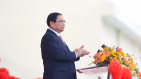 Thủ tướng: Hãy cùng nhau kề vai, sát cánh, tiếp tục lập nên những kỳ tích "Điện Biên Phủ mới"