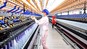 Việt Nam hút gần 11 tỷ USD vốn FDI trong 3 tháng đầu năm 2025