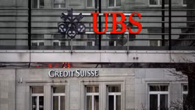 Tương lai nhà băng UBS sau thương vụ thâu tóm Credit Suisse