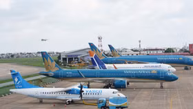 Chỉ thị nhằm đưa ra các giải pháp giảm ùn tắc tàu bay đi, đến Nội Bài, Tân Sơn Nhất.