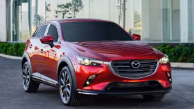 Mazda CX-3 1.5 AT có giá bán 524 triệu đồng