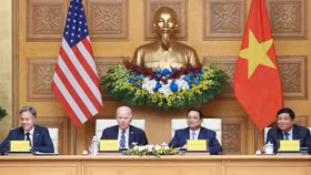 Thủ tướng Phạm Minh Chính và Tổng thống Hoa Kỳ Joe Biden tham dự "Hội nghị cấp cao Việt Nam - Hoa Kỳ về đầu tư và đổi mới sáng tạo".