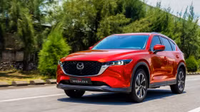 Mazda CX-5 tiếp tục là mẫu xe bán chạy nhất thị trường Việt.