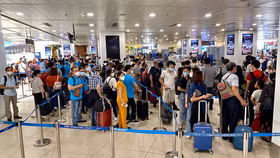 Cục Hàng không lý giải, giá vé máy bay đi lại cũng phụ thuộc vào quy luật cung/cầu