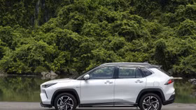 Toyota Yaris Cross là mẫu xe hybrid xăng lai điện thứ 4 của hãng Nhật, bên cạnh Corolla Cross, Corolla Altis và Camry.