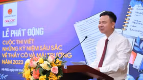 Nhà báo Triệu Ngọc Lâm, Tổng Biên tập Báo GD&TĐ thông tin những nội dung quan trọng về thể lệ cuộc thi. (Ảnh: Báo GD&TĐ)