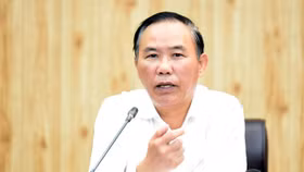 Thứ trưởng Bộ Nông nghiệp và Phát triển nông thôn Phùng Đức Tiến