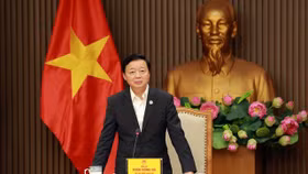 Phó Thủ tướng Trần Hồng Hà tại cuộc họp 