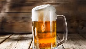 Các hãng bia đua nhau giảm giá