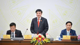 Tổng Thư ký Quốc hội, Chủ nhiệm Văn phòng quốc hội Bùi Văn Cường tại họp báo