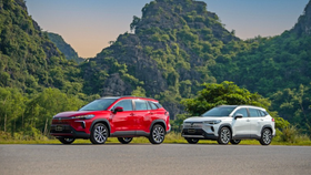 Toyota Corolla Cross và Toyota Hilux bùng nổ doanh số trong tháng 5