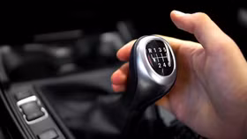 Ô tô số sàn ngày càng lép vế