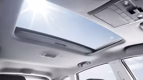 Các hãng xe dần "xao nhãng" với trang bị cửa sổ trời