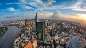 Bất động sản bán lẻ và văn phòng có lượng giao dịch tốt trong quý 1/2023