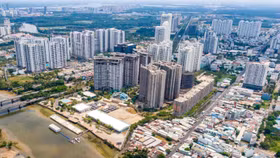 Ngân hàng “đua nhau” rao bán bất động sản