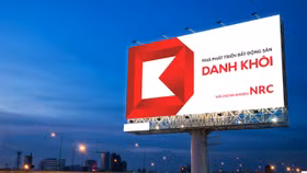 Công ty Cổ phần Tập đoàn Danh Khôi sẽ lấy ý kiến về tờ trình phương án phát hành cổ phiếu riêng lẻ để tăng vốn điều lệ.