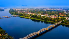 Hội đồng nhân dân tỉnh Thừa Thiên Huế đã thông qua đề án thành lập thành phố Huế trực thuộc Trung ương