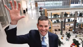 Soi lương các CFO hàng đầu thế giới