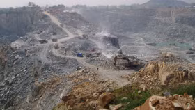 Công ty Cổ phần Khoáng sản và Đầu tư Sài Gòn bị xử phạt 300 triệu đồng. Ảnh minh hoạ