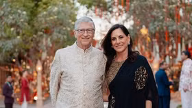 Hình ảnh cặp đôi bị bắt gặp khi đang đi dạo ở Melbourne