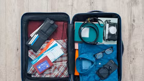 Vật dụng không thể thiếu trong tủ đồ của của tiếp viên hàng không 